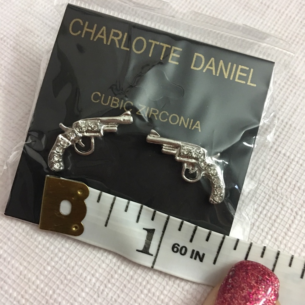 COPY - (L2) Handgun Earrings - Picture 4 of 6